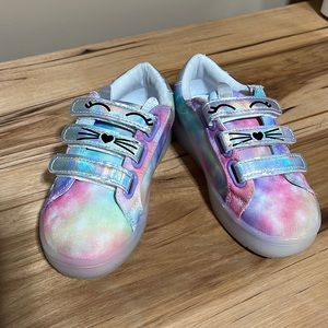 FabKids Kitty Cat Light Up Shoes